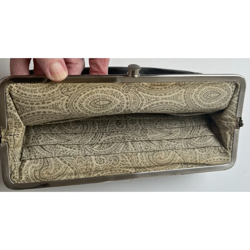 Hobo International Lauren Leather Clutch/Wallet Black Bifold Magnetic 9